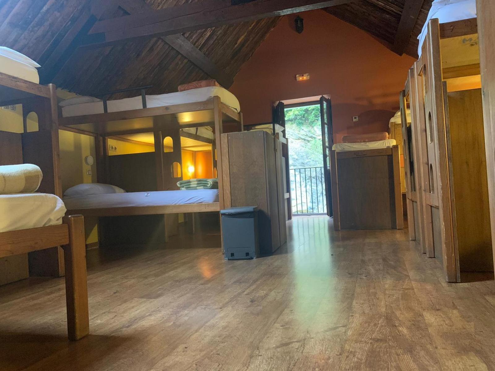 Albergue-Refugio Sargantana Canfranc Ngoại thất bức ảnh